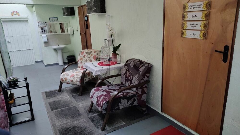 Sobrado à venda com 4 quartos, 250m² - Foto 2