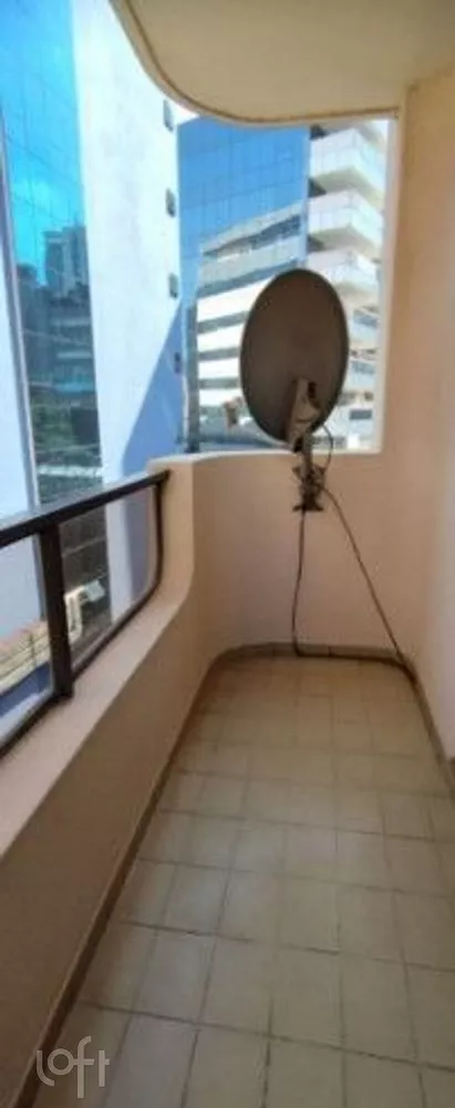 Apartamento à venda com 3 quartos, 145m² - Foto 3