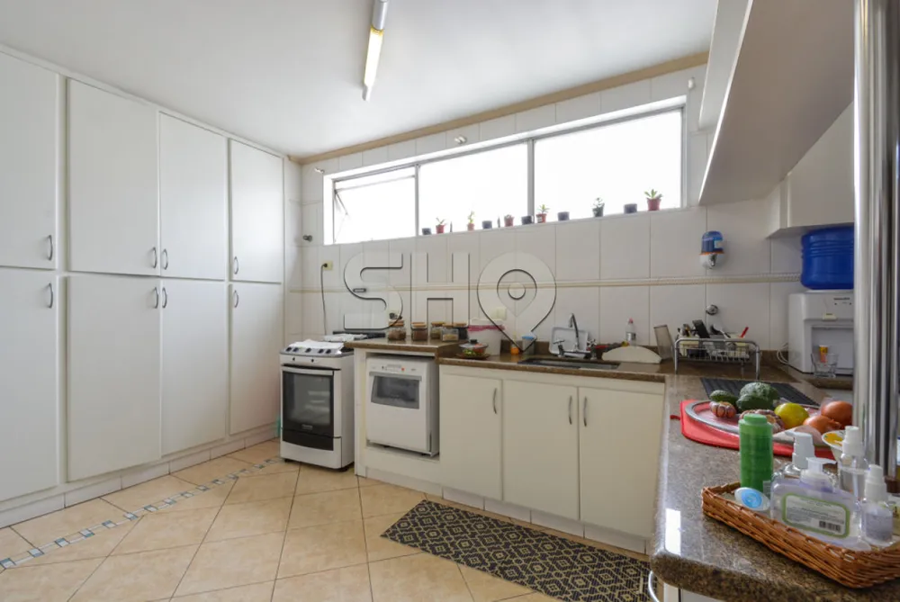 Apartamento, 3 quartos, 190 m² - Foto 1