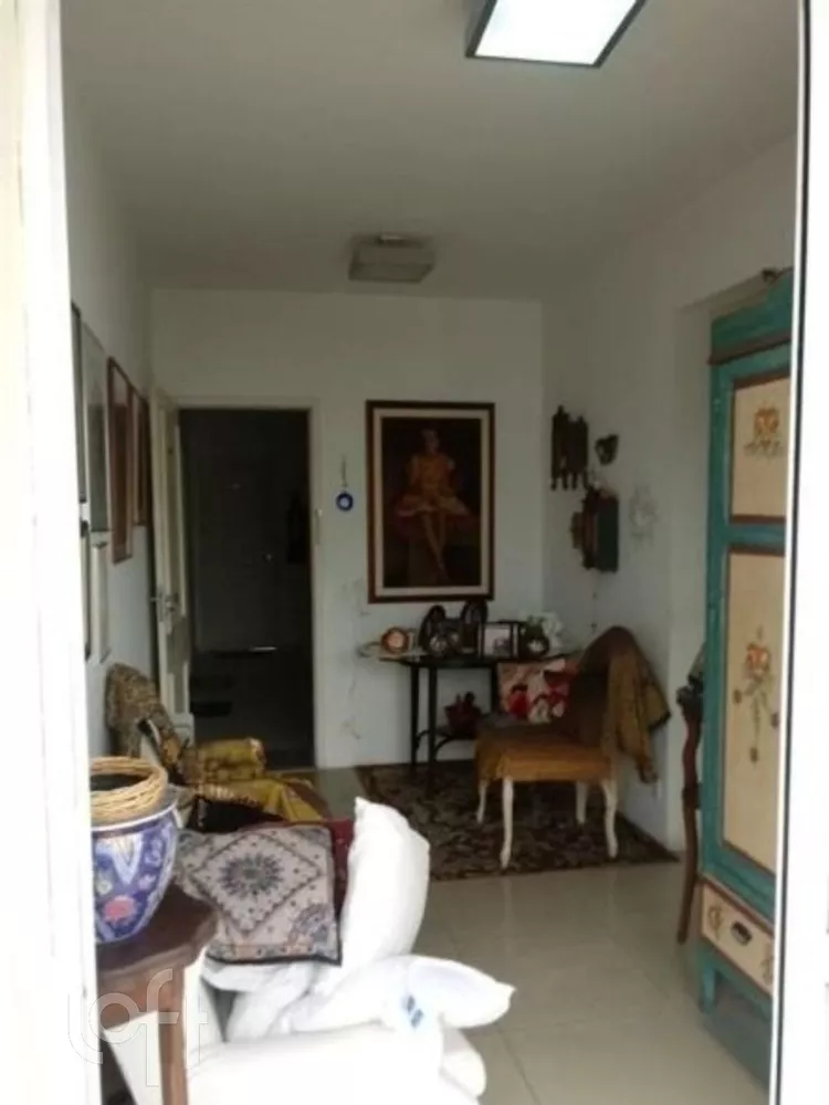 Apartamento à venda com 1 quarto, 4m² - Foto 1