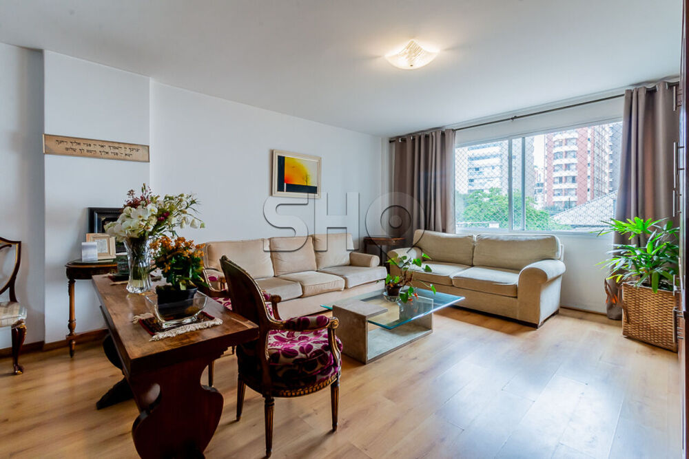 Apartamento, 3 quartos, 155 m² - Foto 1