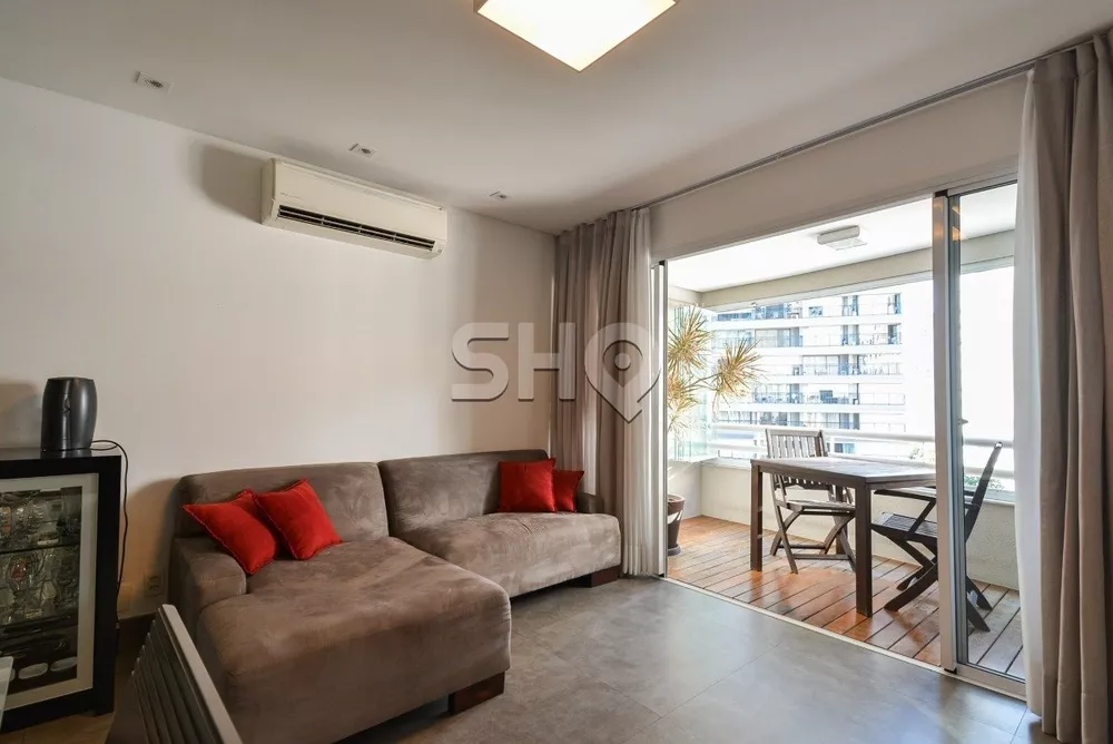 Apartamento à venda com 2 quartos, 104m² - Foto 1