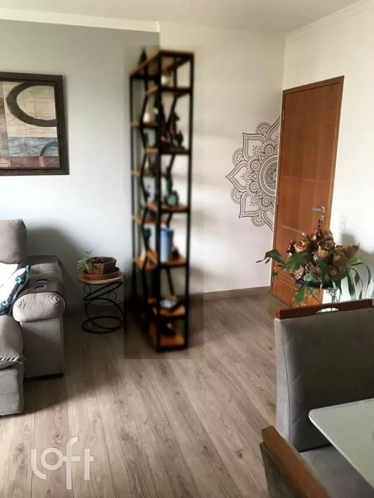 Apartamento à venda com 2 quartos, 75m² - Foto 3