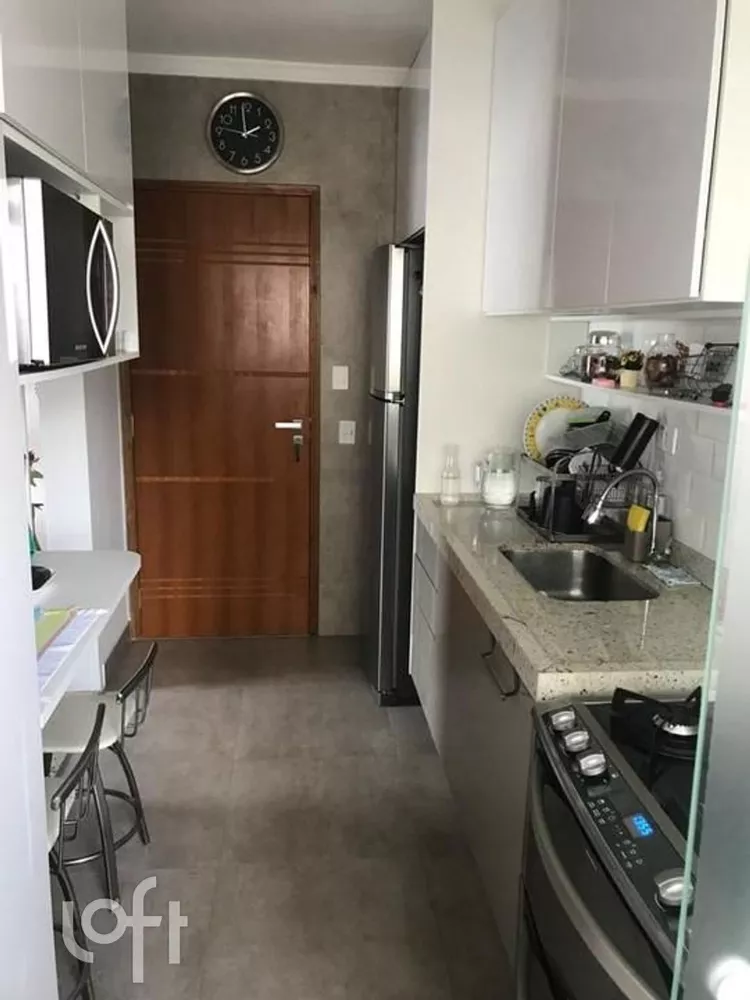 Apartamento à venda com 2 quartos, 75m² - Foto 11