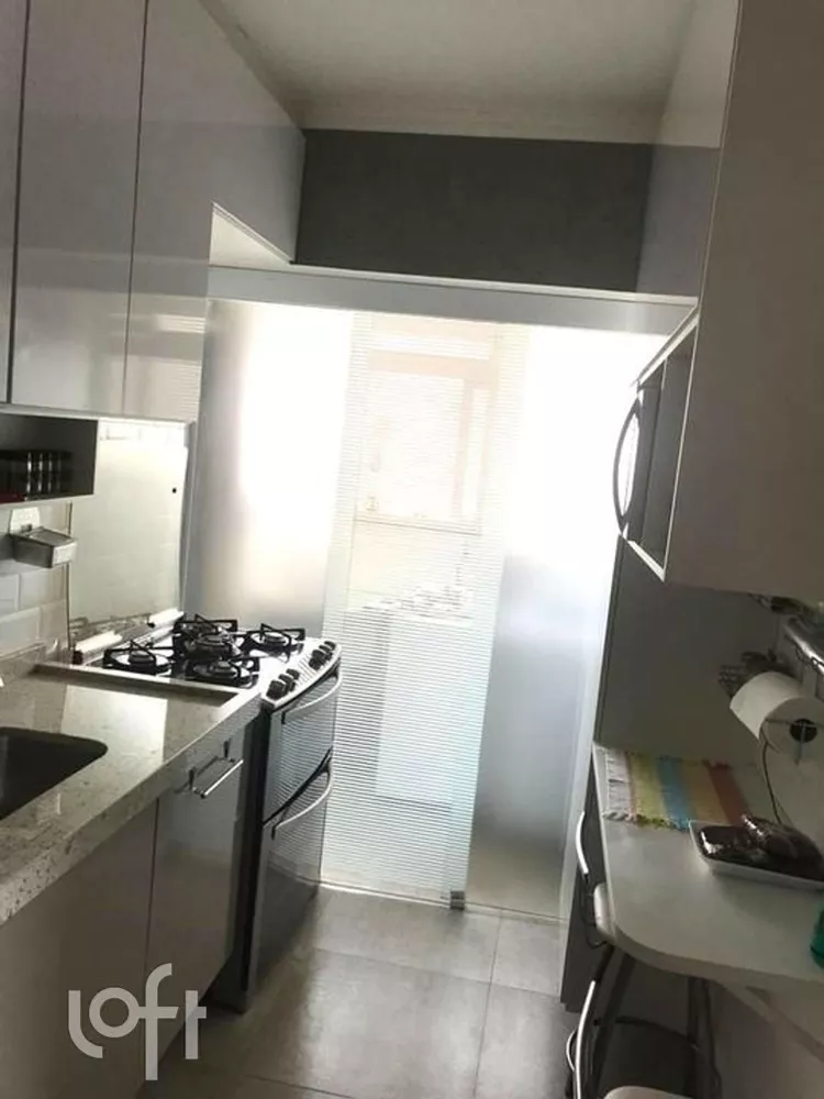 Apartamento à venda com 2 quartos, 75m² - Foto 7