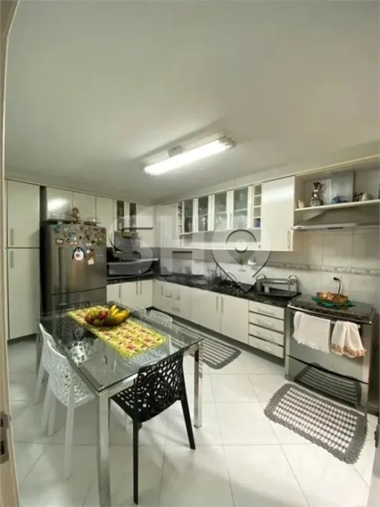 Sobrado, 3 quartos, 220 m² - Foto 1