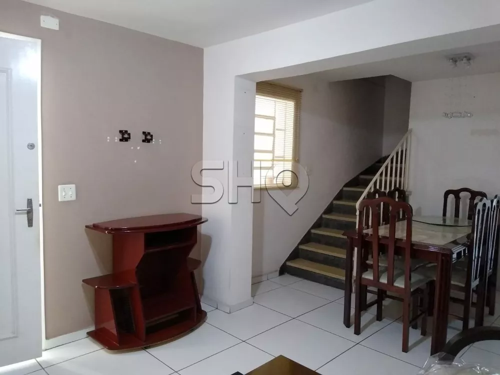 Sobrado à venda com 6 quartos, 165m² - Foto 2