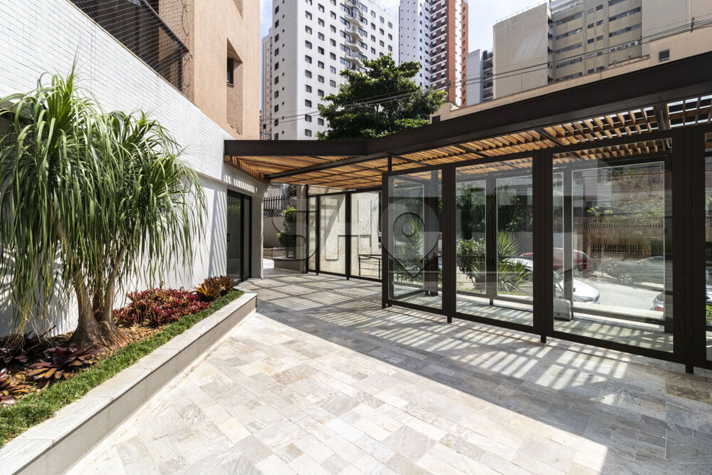 Apartamento à venda com 4 quartos, 215m² - Foto 17