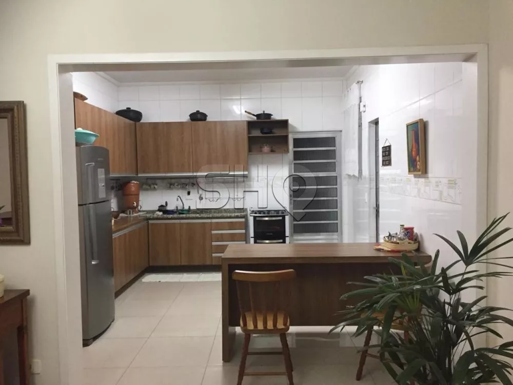 Apartamento à venda com 3 quartos, 153m² - Foto 1