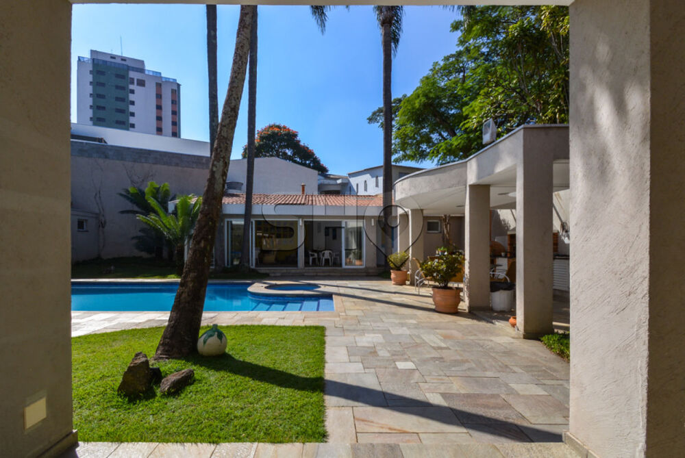 Casa, 6 quartos, 597 m² - Foto 2