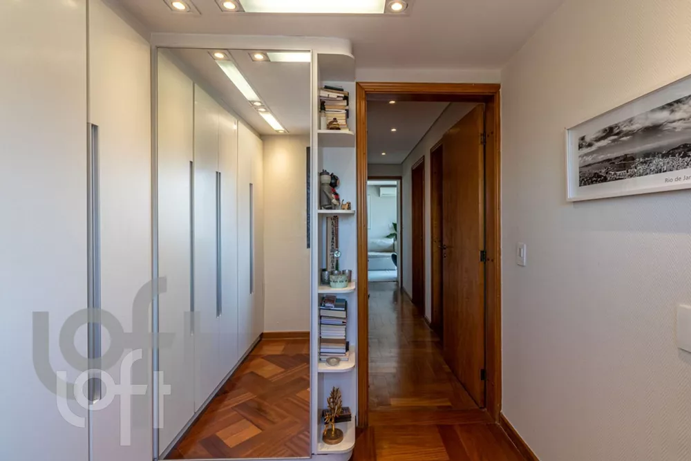 Apartamento à venda com 3 quartos, 96m² - Foto 2