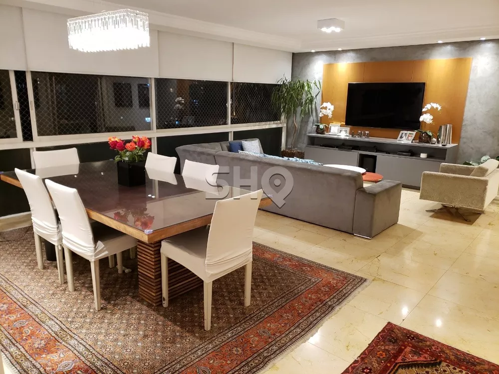 Apartamento à venda com 3 quartos, 169m² - Foto 4