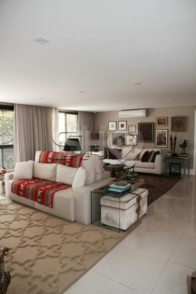 Apartamento, 3 quartos, 240 m² - Foto 4