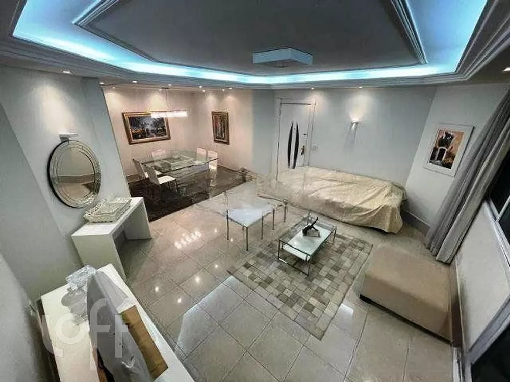 Apartamento à venda com 3 quartos, 142m² - Foto 2