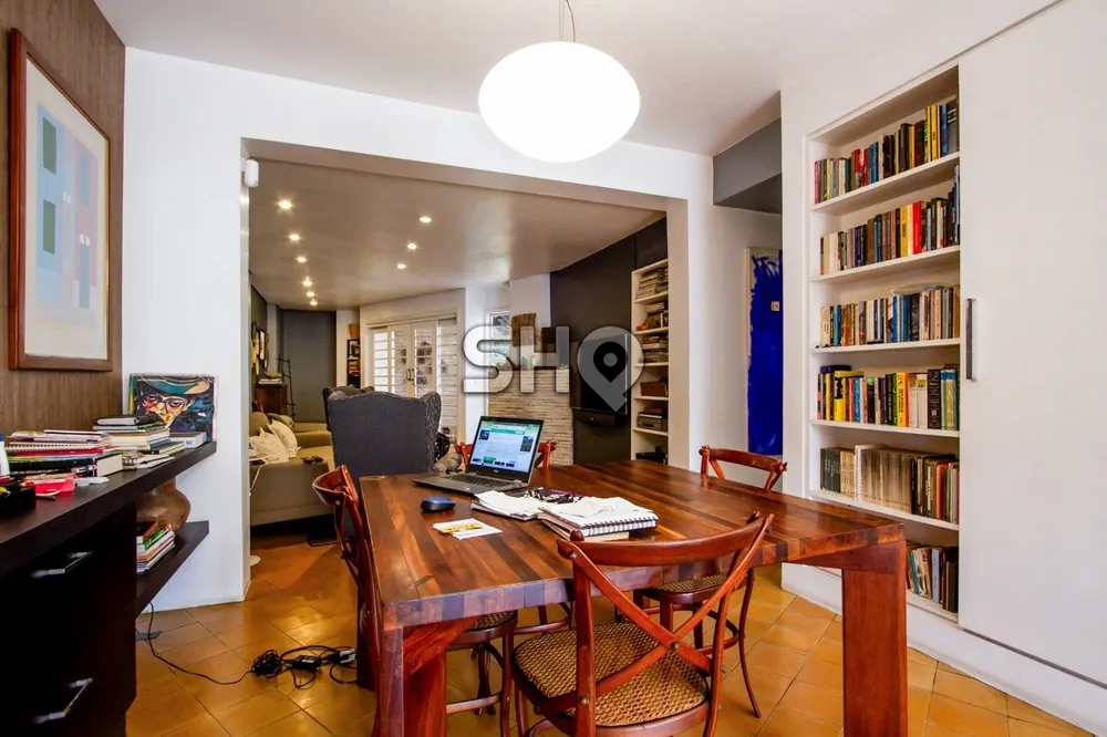 Sobrado, 3 quartos, 176 m² - Foto 1