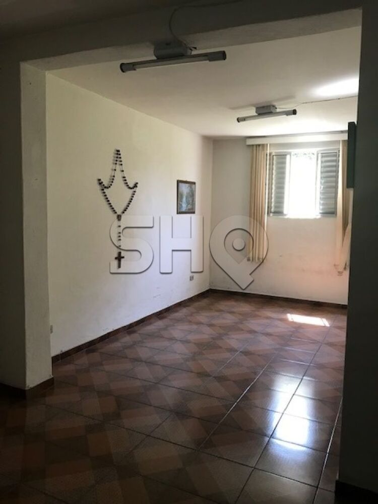Casa à venda com 4 quartos, 347m² - Foto 2