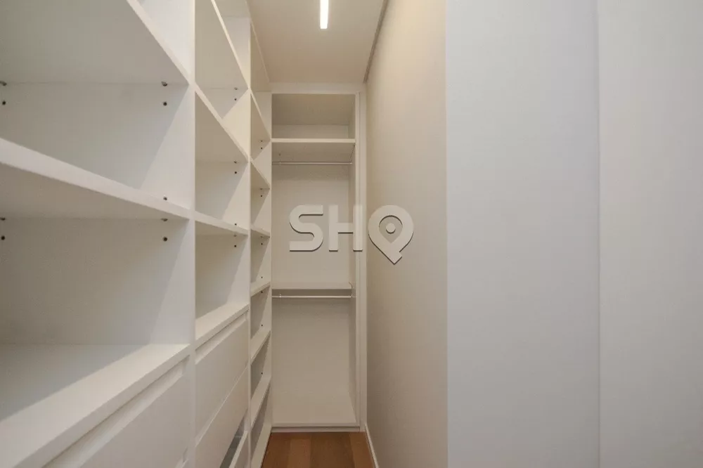 Apartamento à venda com 3 quartos, 244m² - Foto 6