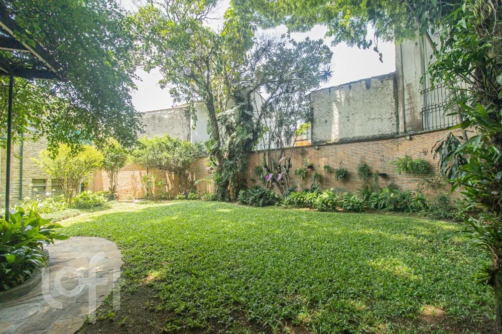 Casa à venda com 5 quartos, 750m² - Foto 3