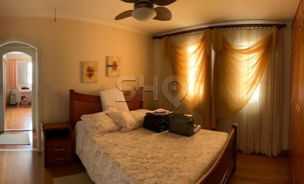 Apartamento à venda com 4 quartos, 145m² - Foto 6