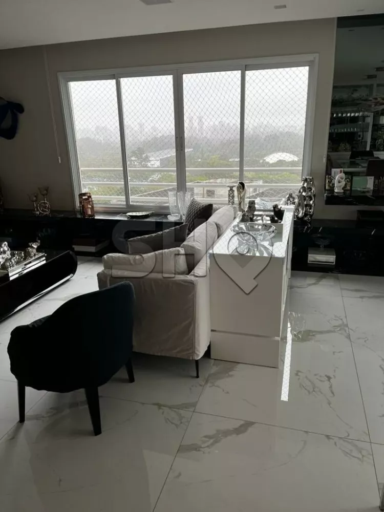 Apartamento, 3 quartos, 214 m² - Foto 2