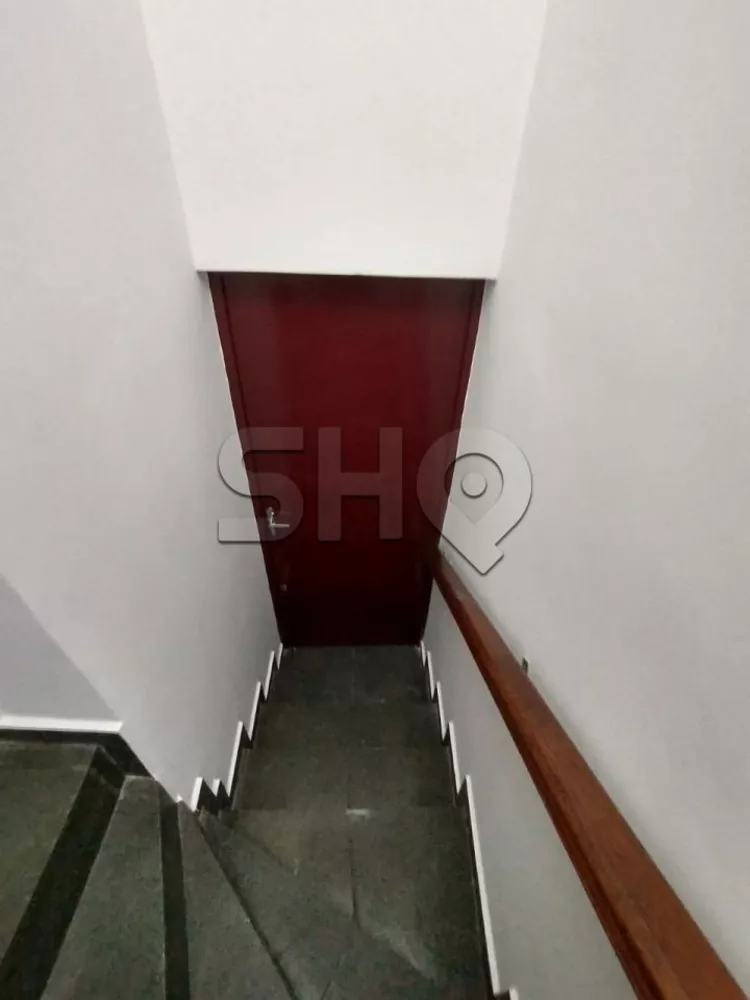 Sobrado à venda com 3 quartos, 250m² - Foto 2