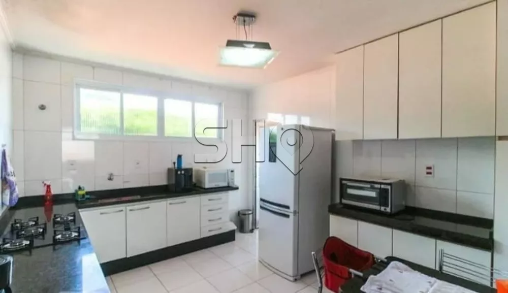 Apartamento à venda com 3 quartos, 140m² - Foto 5