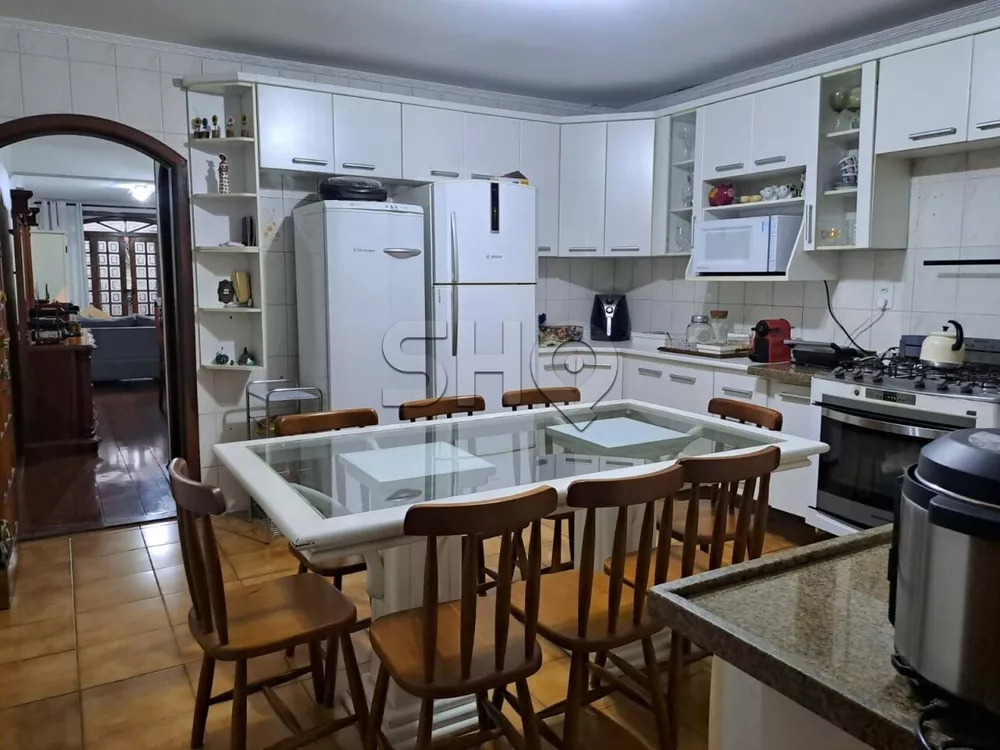 Casa, 3 quartos, 244 m² - Foto 10