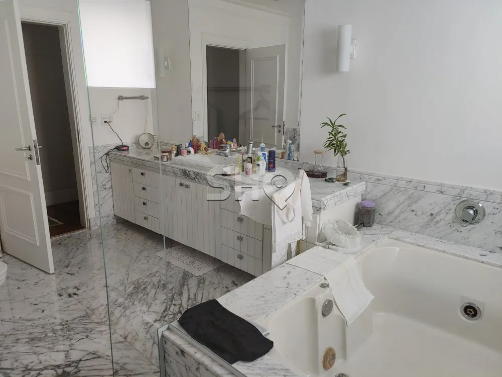 Apartamento, 5 quartos, 584 m² - Foto 1