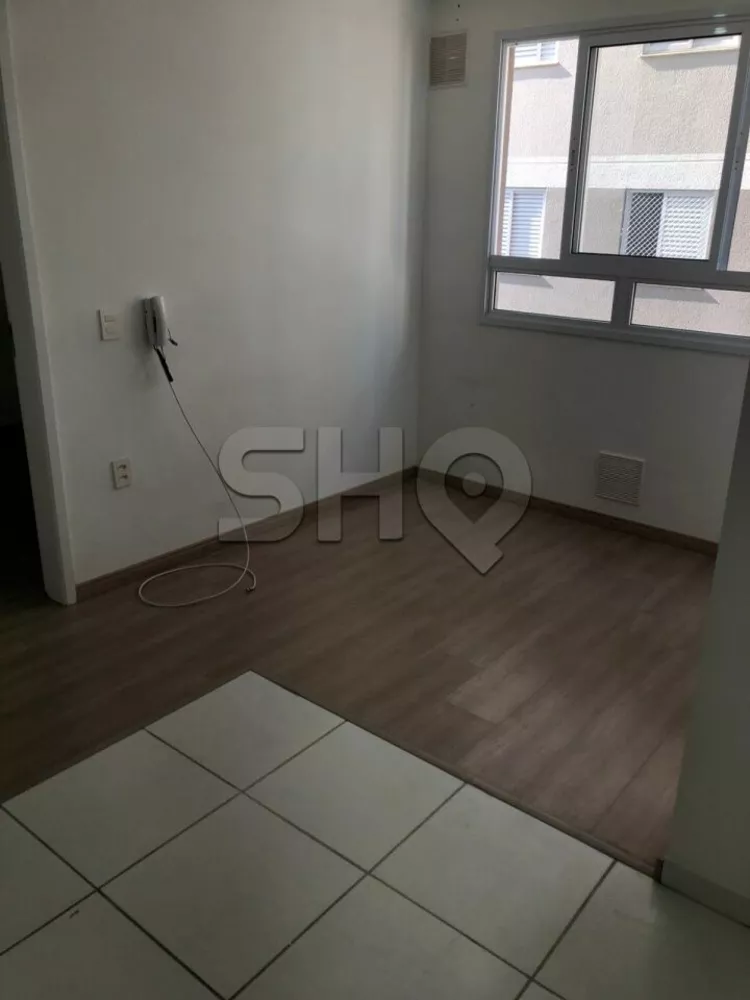 Apartamento à venda com 2 quartos, 33m² - Foto 2