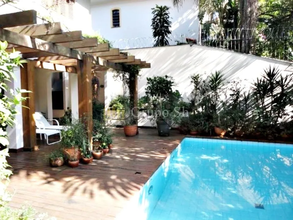 Sobrado, 4 quartos, 400 m² - Foto 1