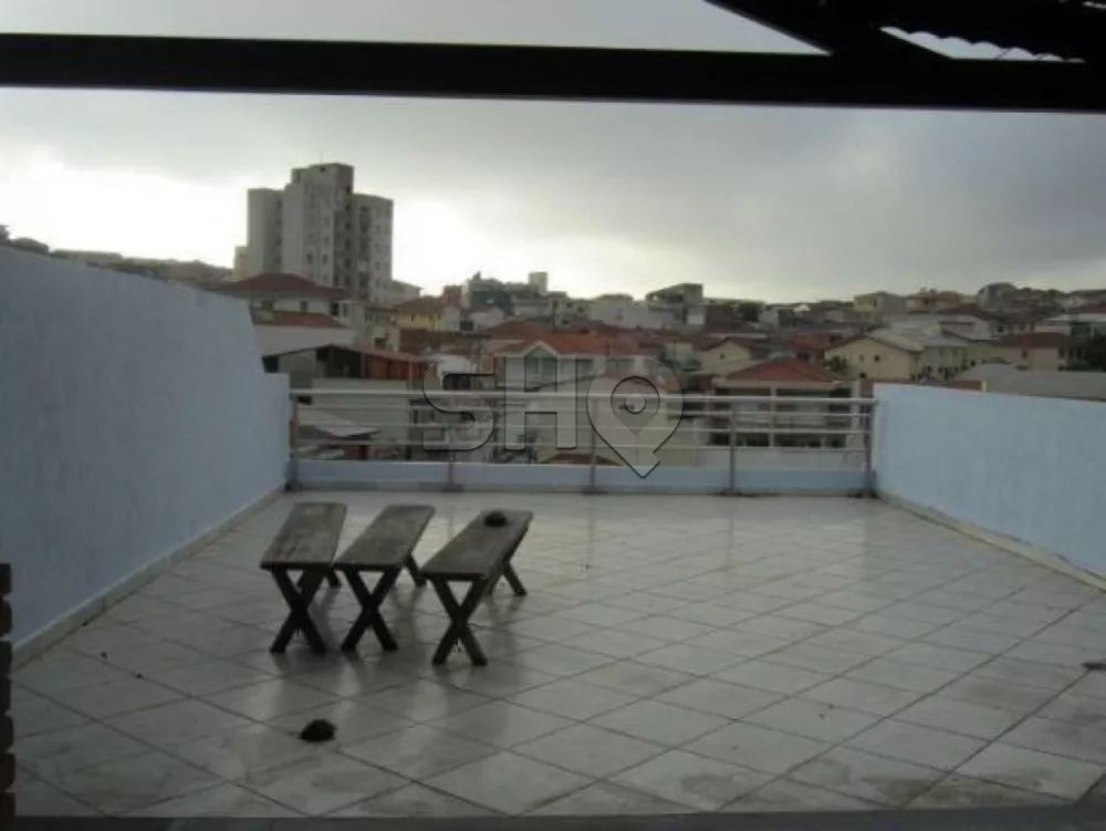 Sobrado à venda com 4 quartos, 250m² - Foto 1