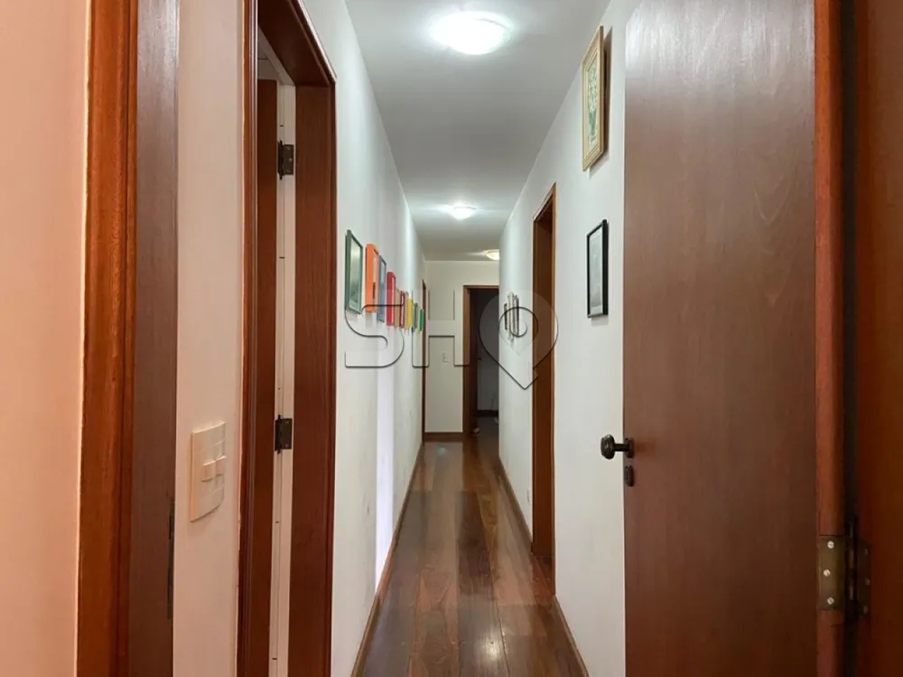 Apartamento, 3 quartos, 220 m² - Foto 2