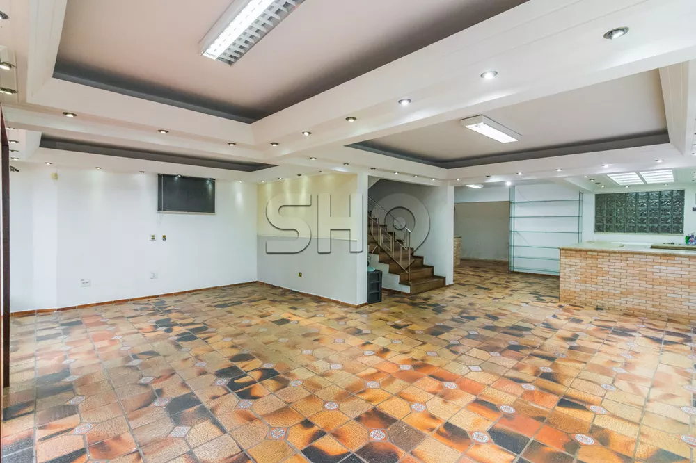 Casa Comercial à venda com 3 quartos, 207m² - Foto 1