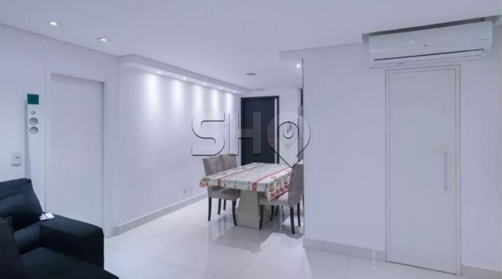 Apartamento à venda com 2 quartos, 70m² - Foto 4