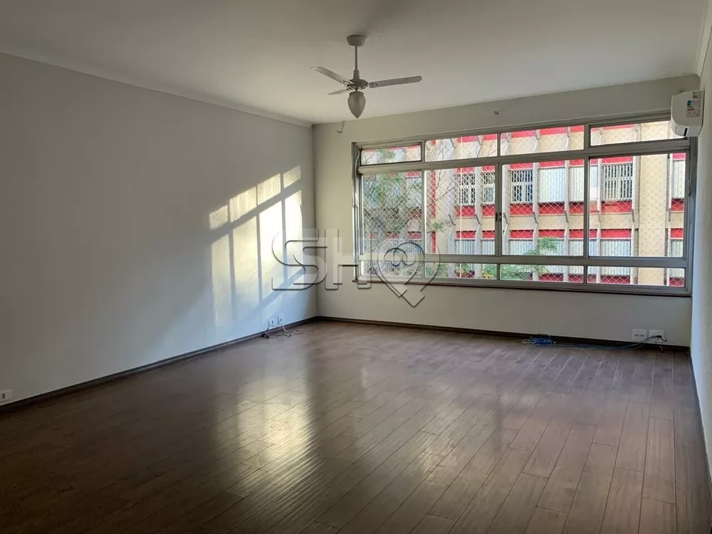 Apartamento à venda com 3 quartos, 147m² - Foto 1