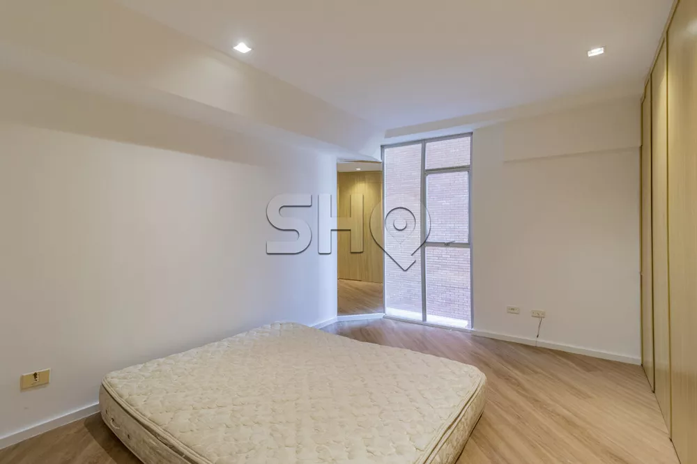 Apartamento, 3 quartos, 300 m² - Foto 2