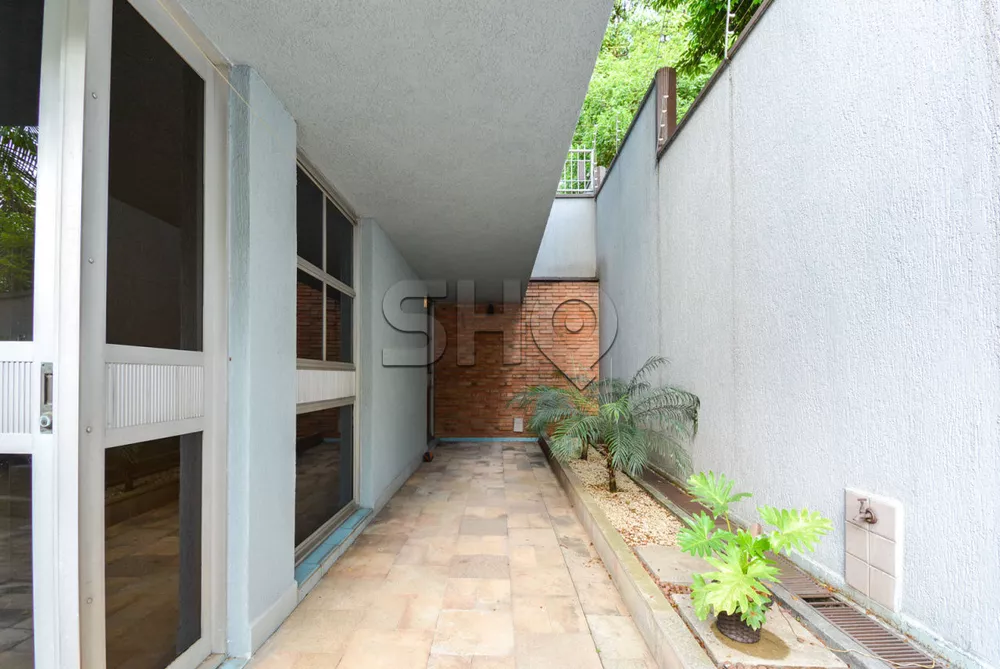 Casa à venda com 4 quartos, 600m² - Foto 49