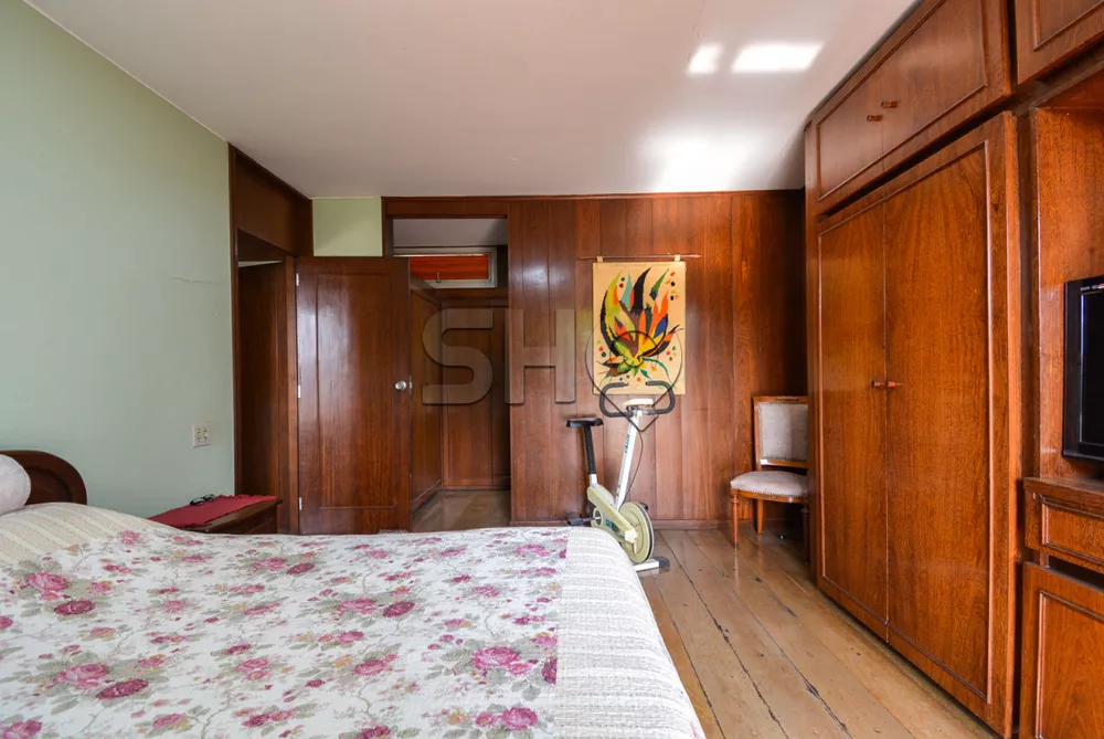 Casa à venda com 4 quartos, 600m² - Foto 19