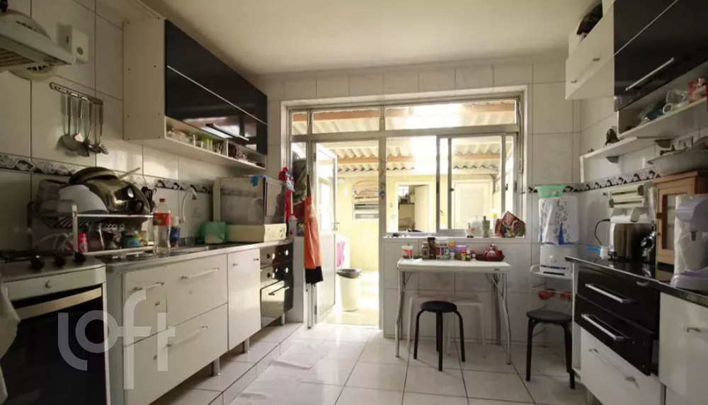 Casa à venda com 5 quartos, 266m² - Foto 1