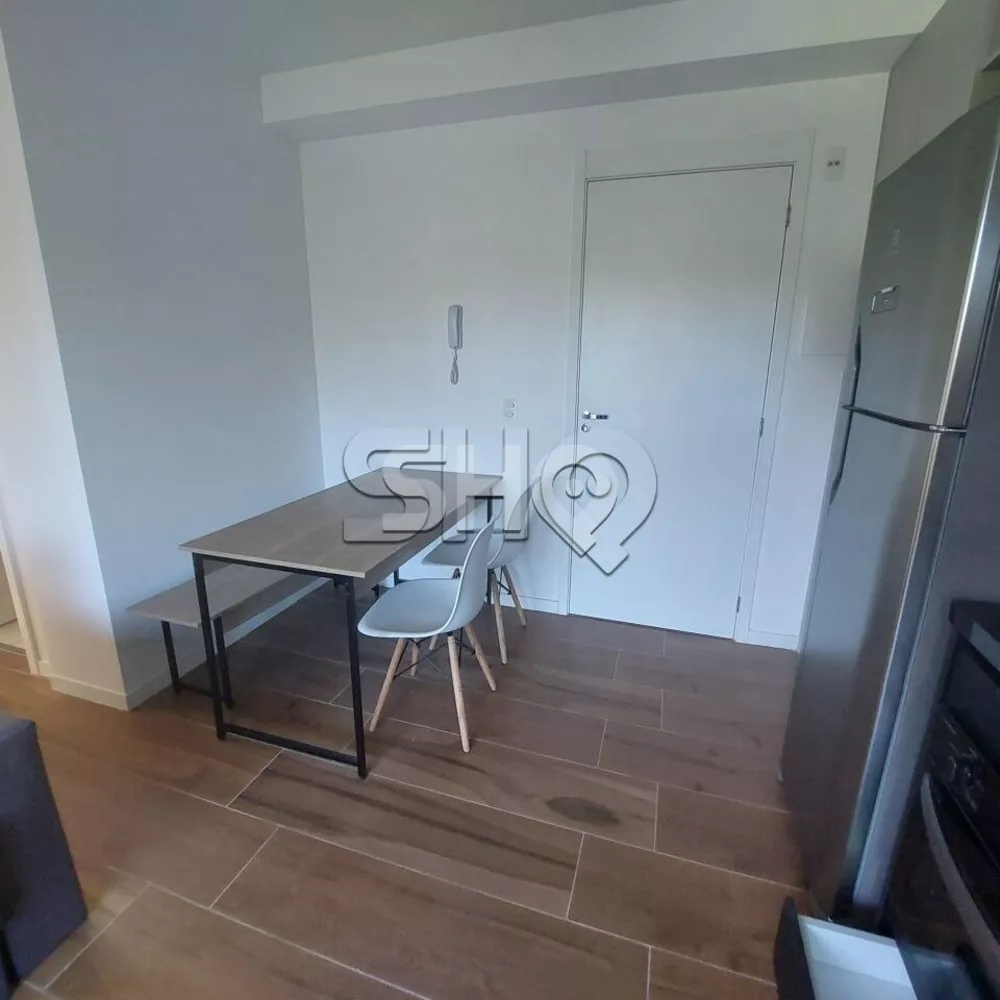 Apartamento para alugar com 2 quartos, 39m² - Foto 4