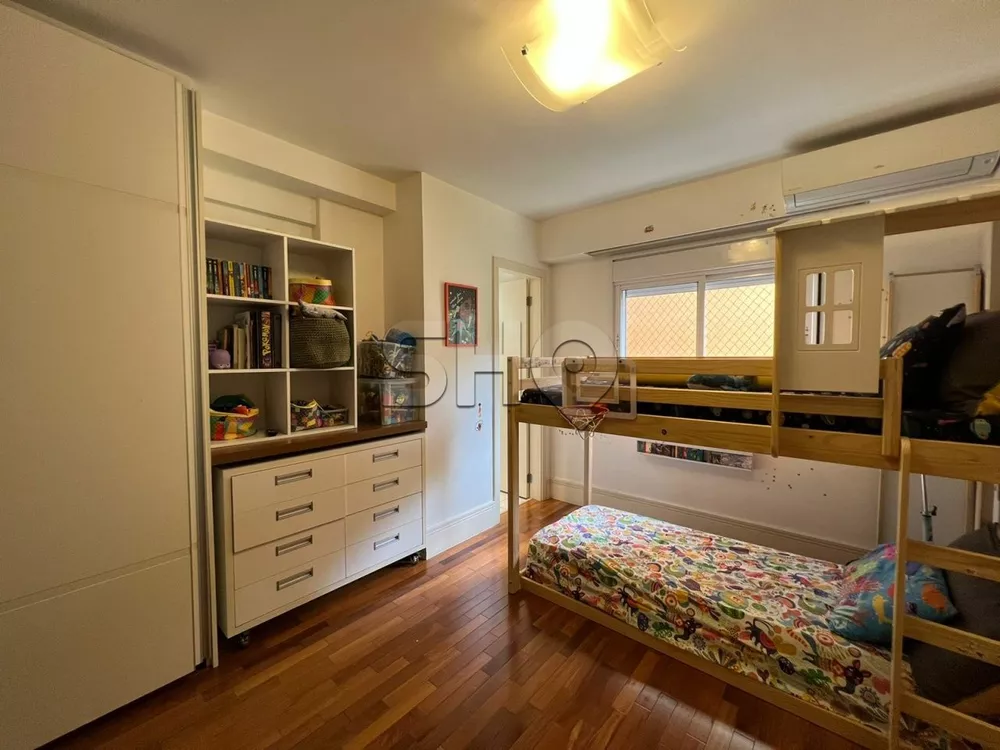 Apartamento à venda com 4 quartos, 172m² - Foto 10