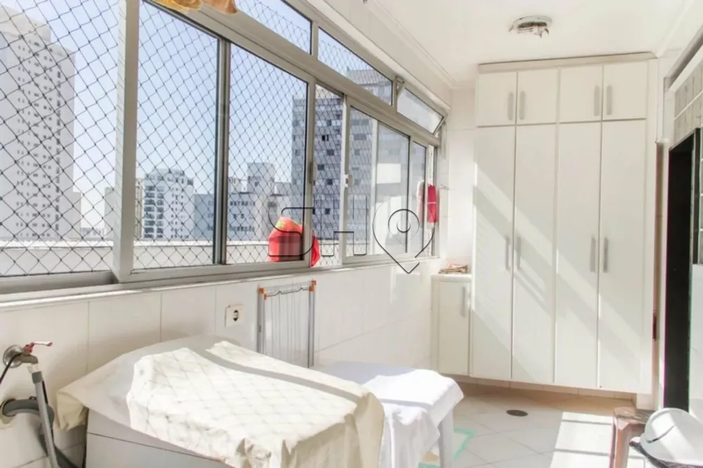 Apartamento, 3 quartos, 270 m² - Foto 1