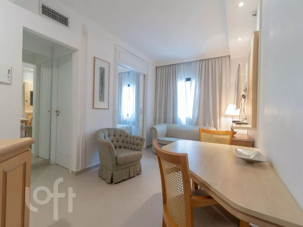 Apartamento à venda com 1 quarto, 32m² - Foto 1