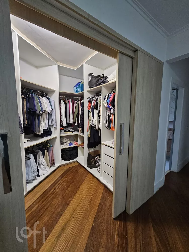 Apartamento à venda com 4 quartos, 153m² - Foto 4