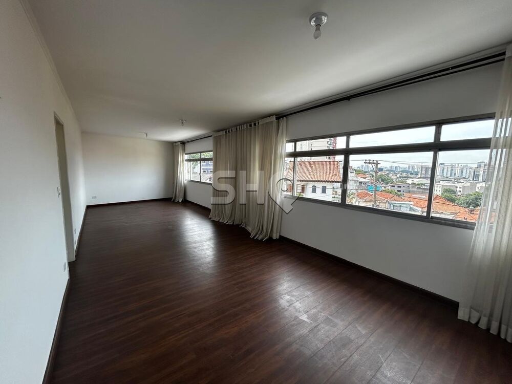Sobrado, 6 quartos, 308 m² - Foto 1