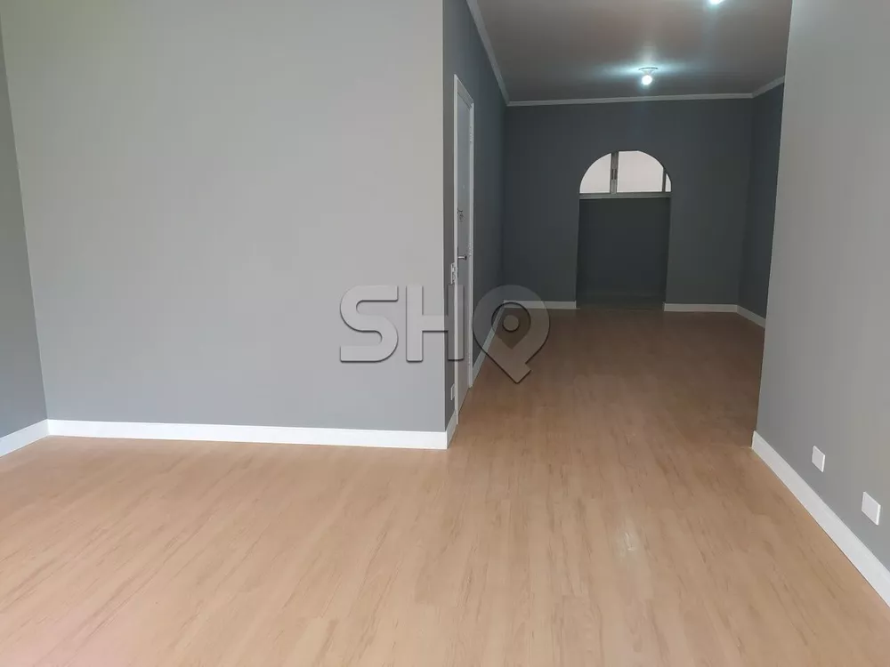 Apartamento à venda com 3 quartos, 156m² - Foto 2