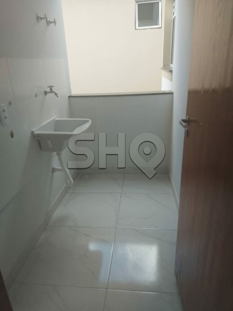 Apartamento à venda com 2 quartos, 40m² - Foto 3