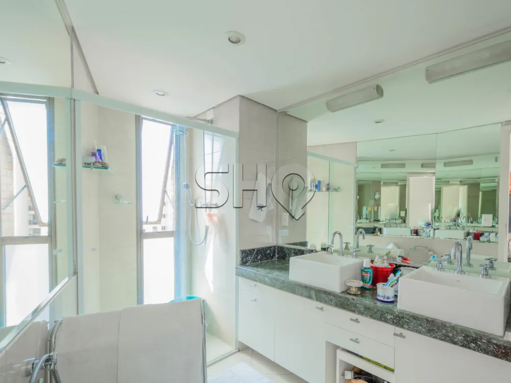 Apartamento, 4 quartos, 240 m² - Foto 2