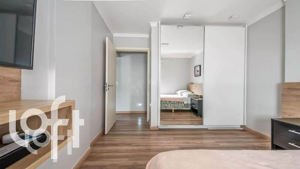 Apartamento à venda com 3 quartos, 108m² - Foto 4