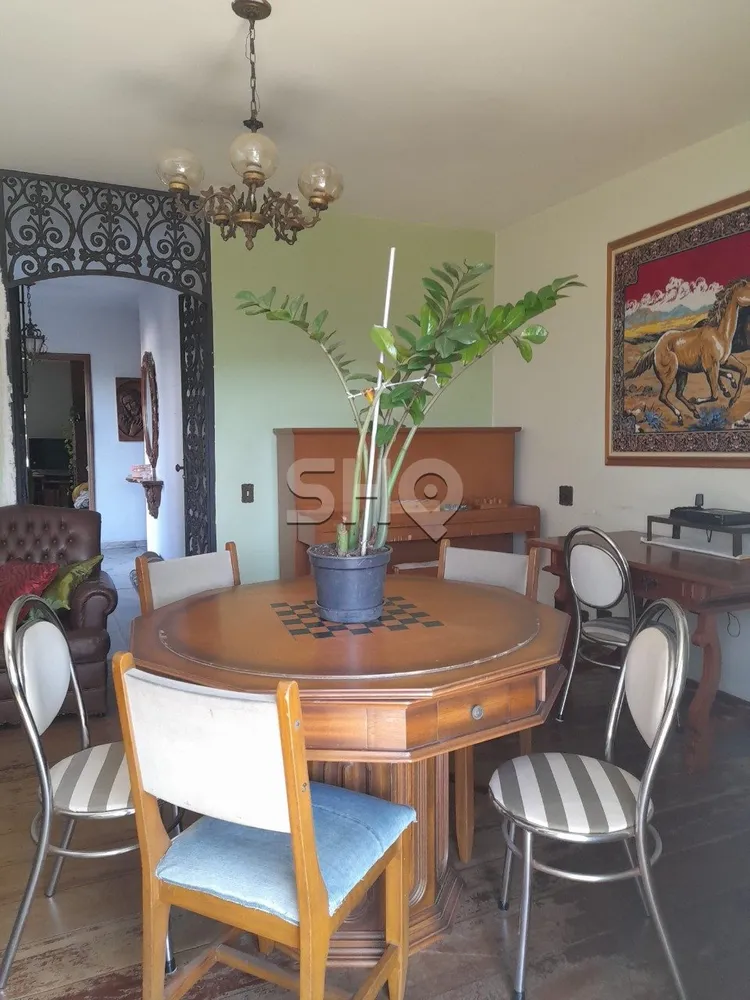 Sobrado, 4 quartos, 500 m² - Foto 1